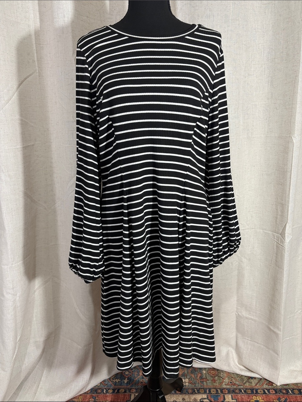 SHEIN Black and White Striped Long Sleeve Swing Dress